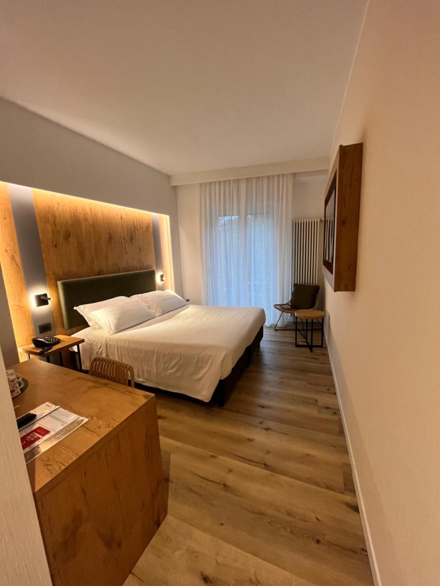 Hotel America Trento Ngoại thất bức ảnh